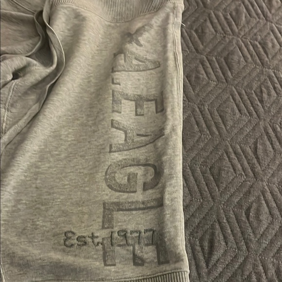 American Eagle Outfitters Heather Gray Shorts - Picture 4 of 6